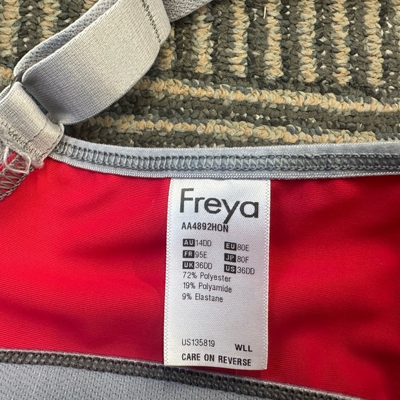 Freya Vibrant Hot Crimson Sports Bra UK SZ 36DD - Picture 8 of 8